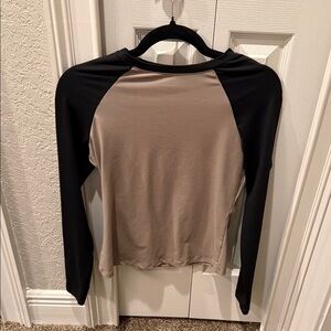 Trendy Queen Black and Tan Long Sleeve Women's Top